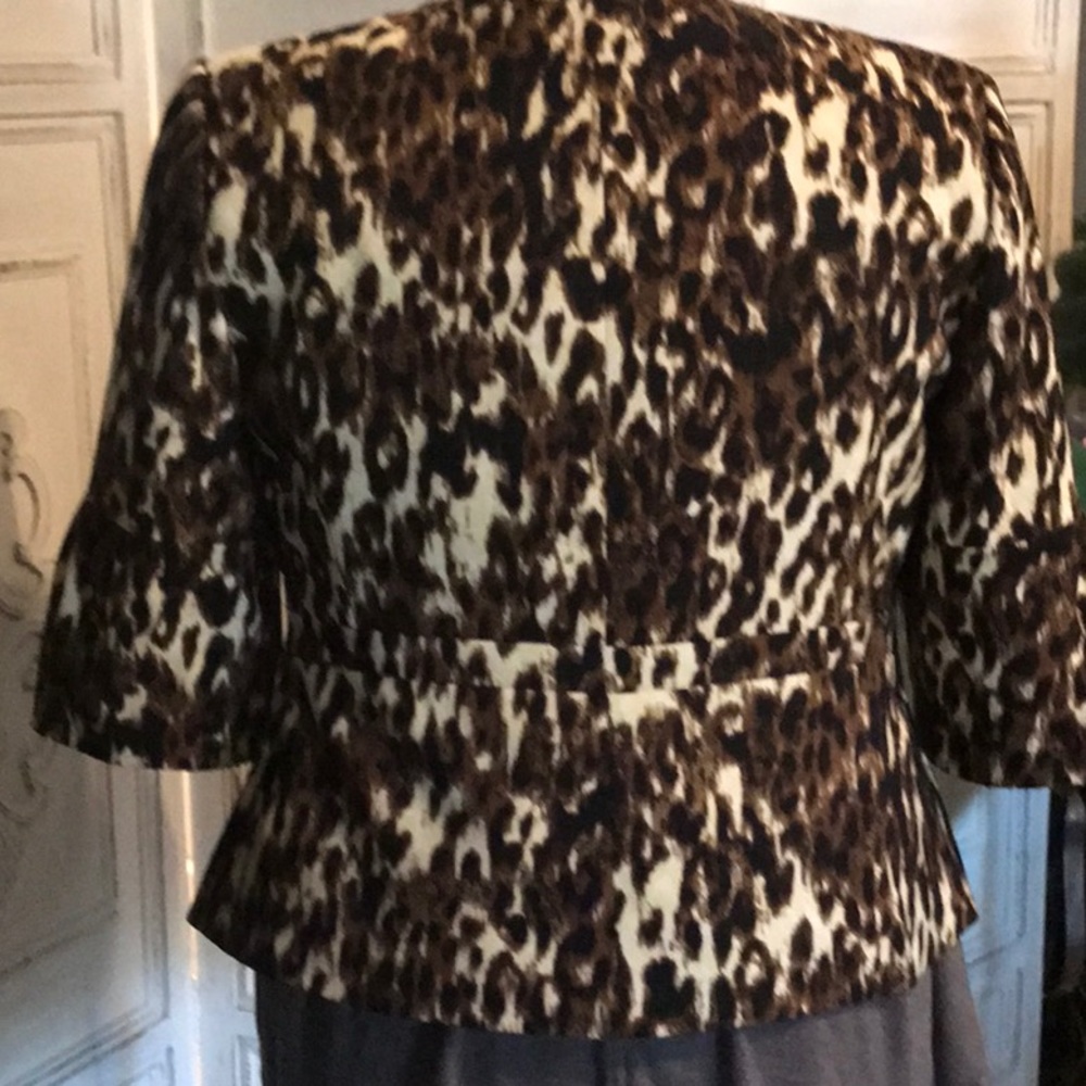 Jacket - Picture 3 of 4